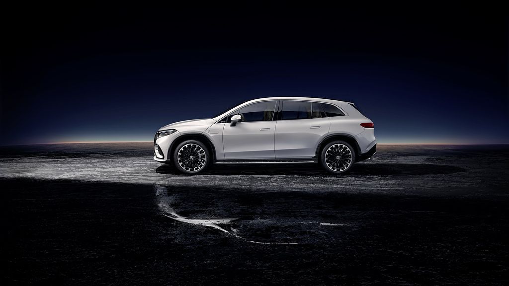 Mercedes-EQ. EQS SUV, X296, 2022Mercedes-EQ. EQS SUV, X296, 2022 Nueva definición del SUV de lujo