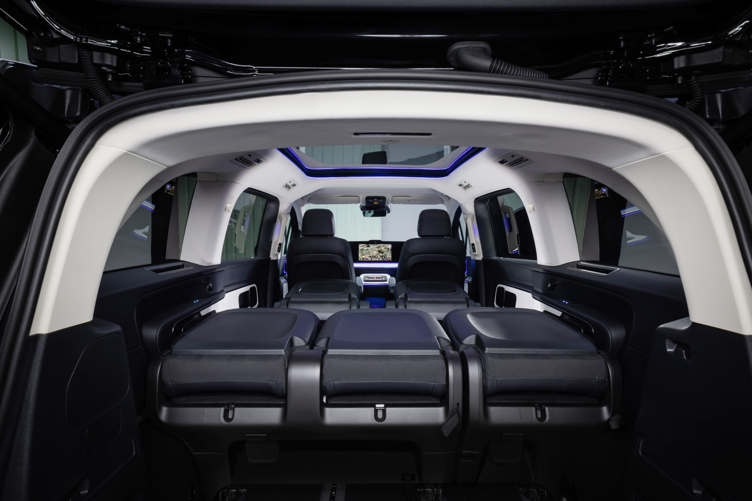 Neudefinition von Raum für eine neue Ära: der neue elektrische Mercedes-Benz VLE
Redefining space in a new era: the all-new electric Mercedes-Benz VLE